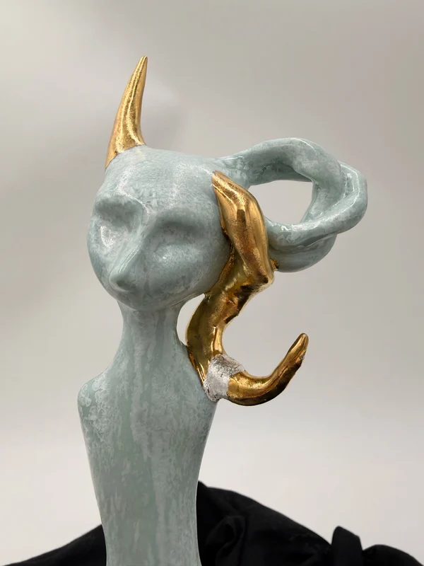 Devil is an Angel, too — view 1