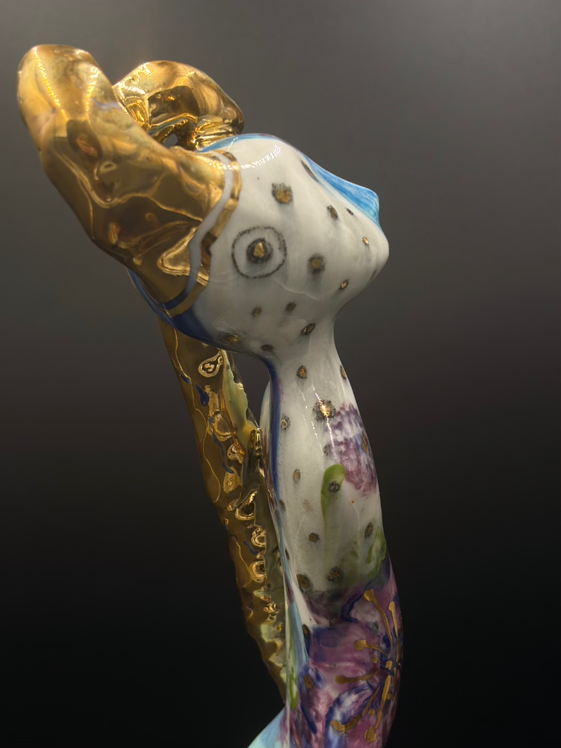 Shape of the Unhidden