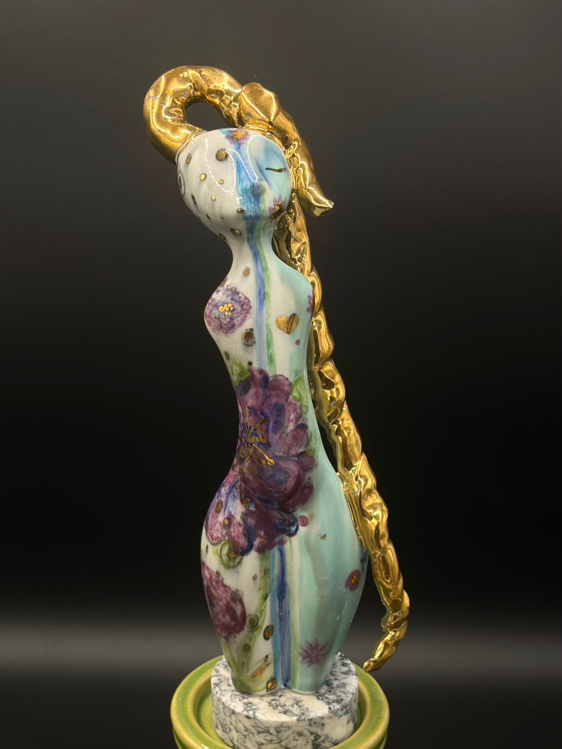 Shape of the Unhidden